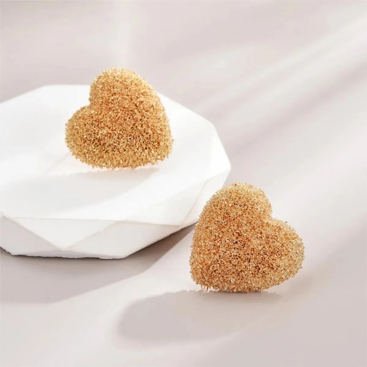 1 Pair Commute Heart Shape Plating Copper 18k Gold Plated White Gold Plated Ear Studs