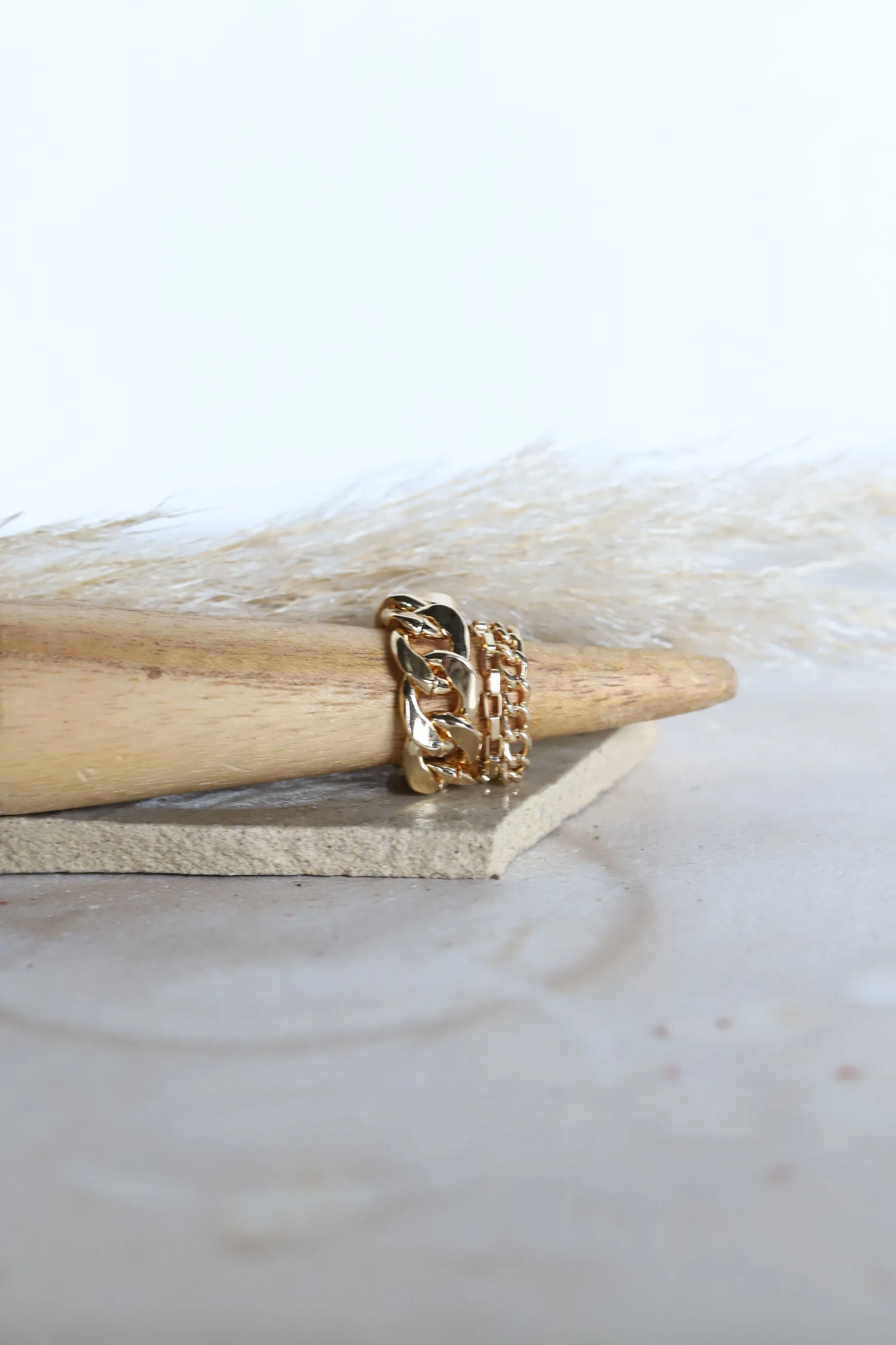 122 L14 SET OF 3 GOLD CURB CHAIN RING