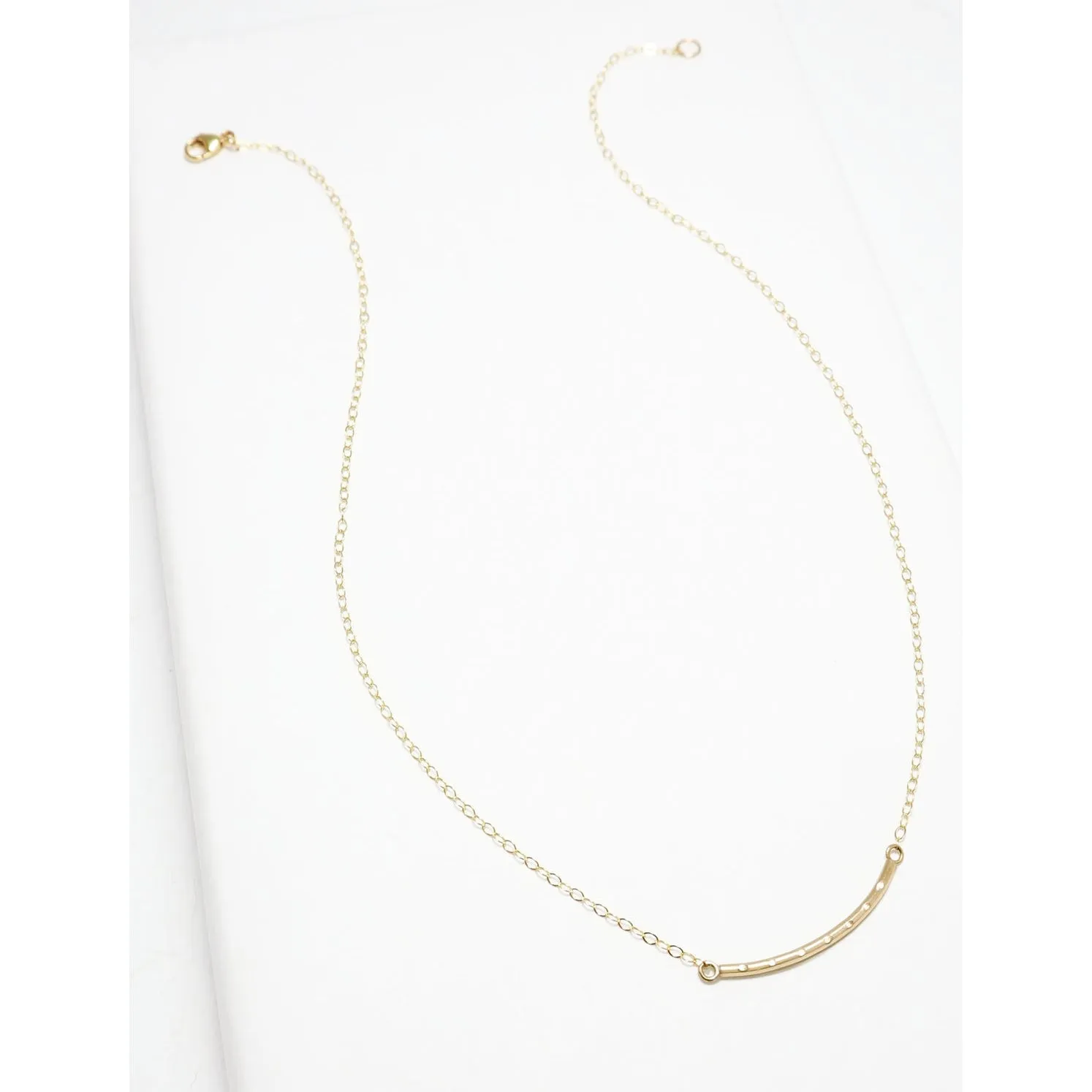 Accent Short Curved Dotted Necklace
