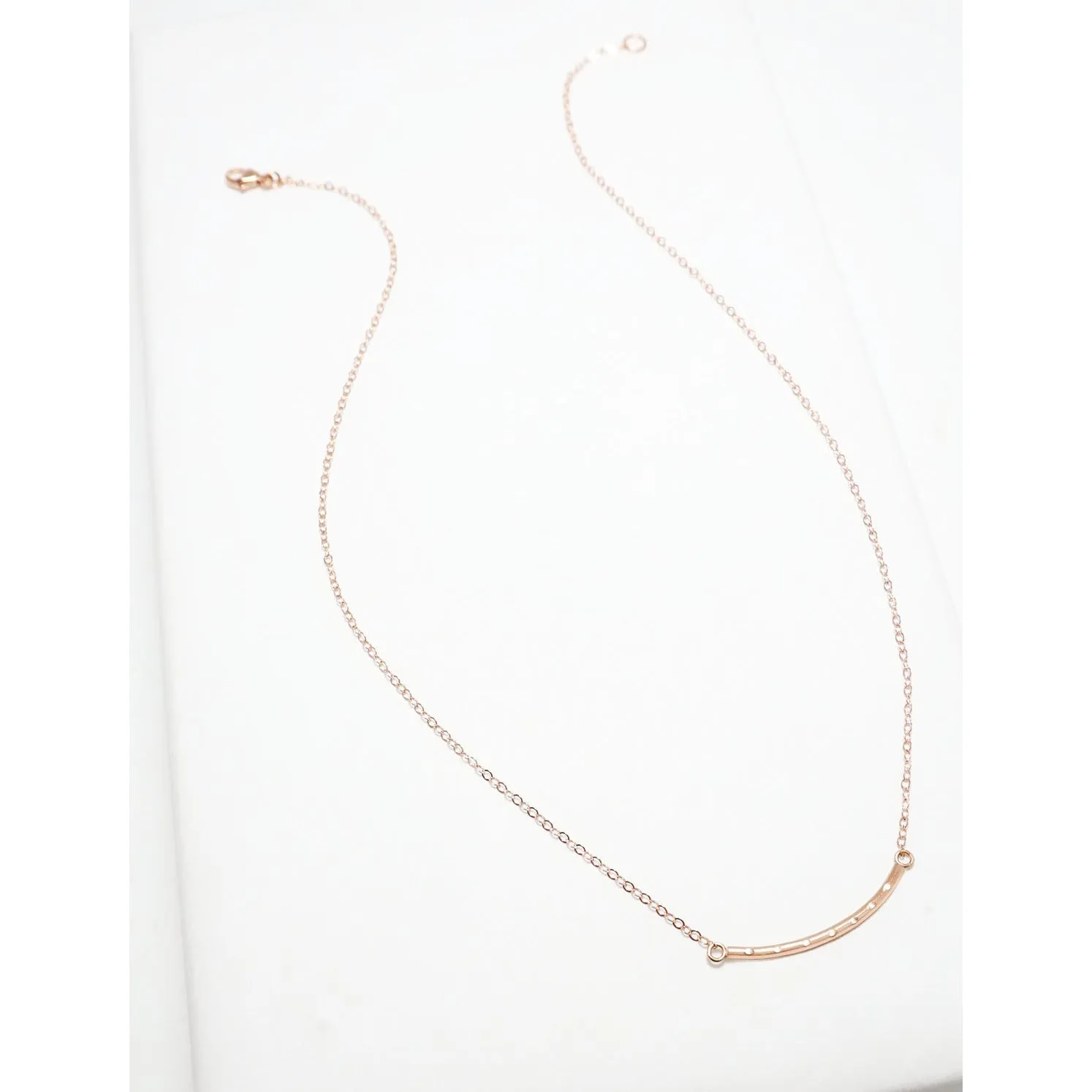Accent Short Curved Dotted Necklace