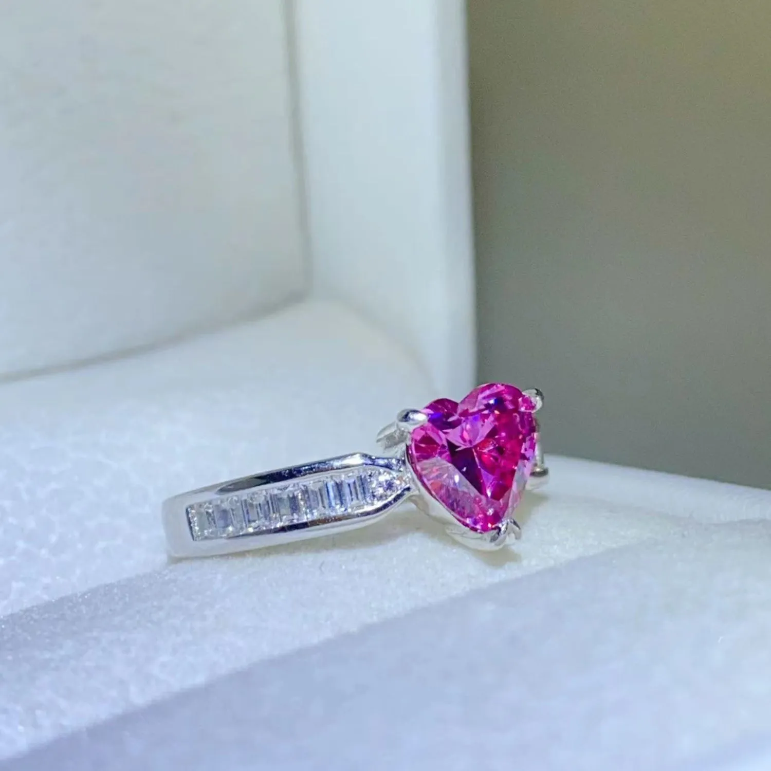 Enchanted Aura 1 Carat Moissanite Sterling Silver Ring