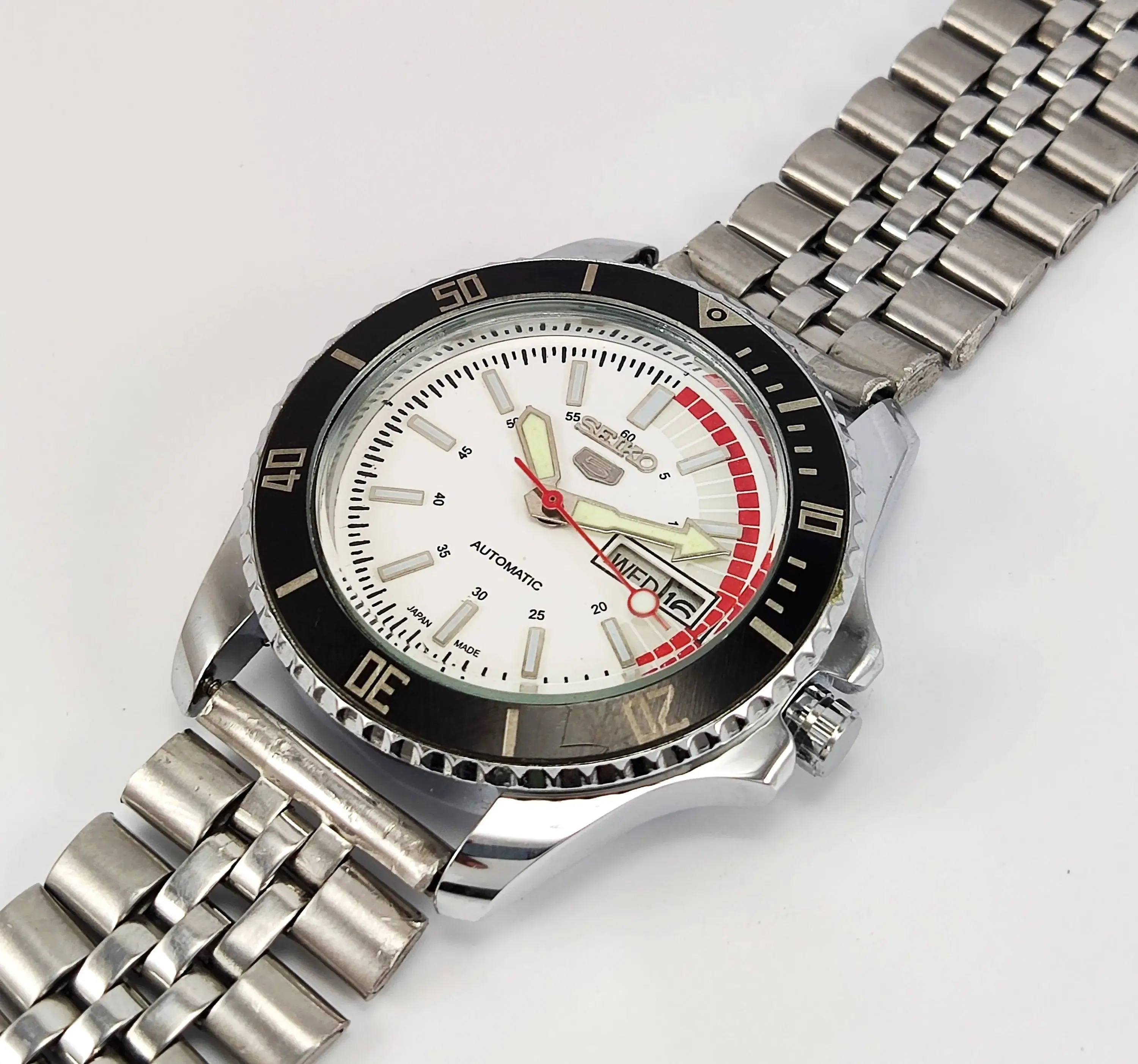 Seiko 5 6309 Automatic White Dial 17 Jewels Transparent Back Men's Wrist Watch