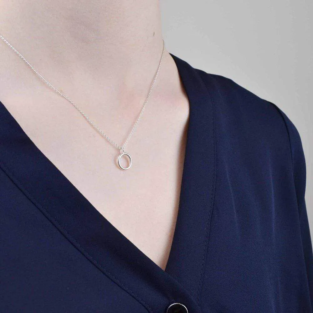 Simplicity circle pendant