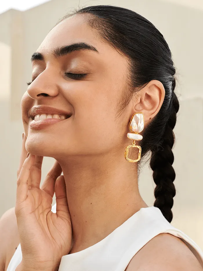 Sofie Pearl Earrings