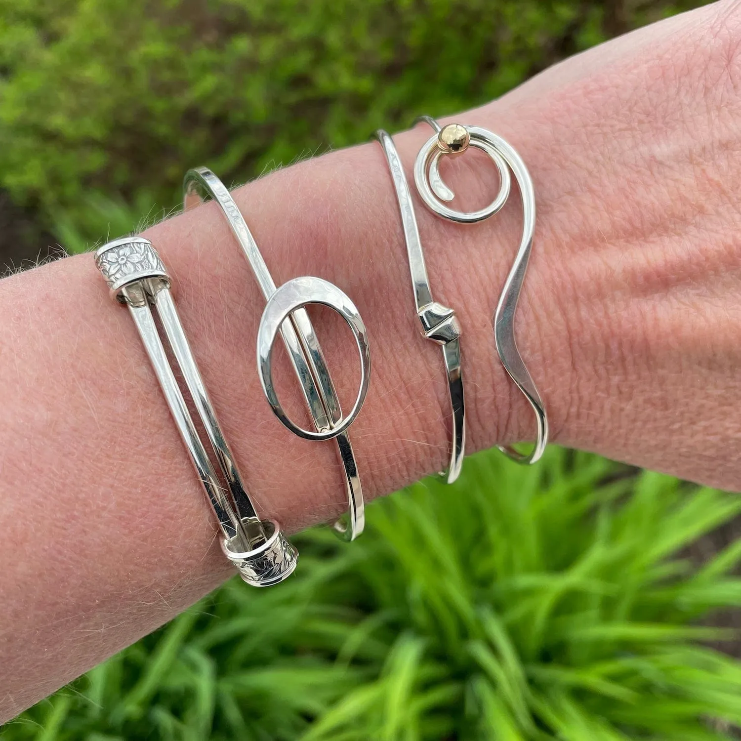 Sterling Silver Petite Love Knot Bracelet - Medium