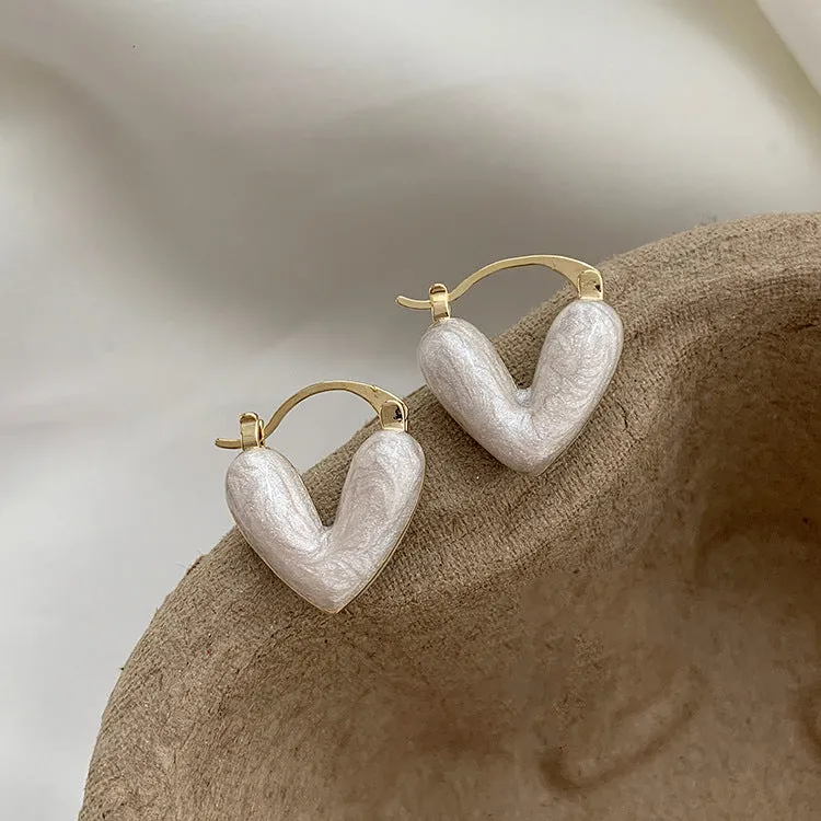 The Resin Heart Earring
