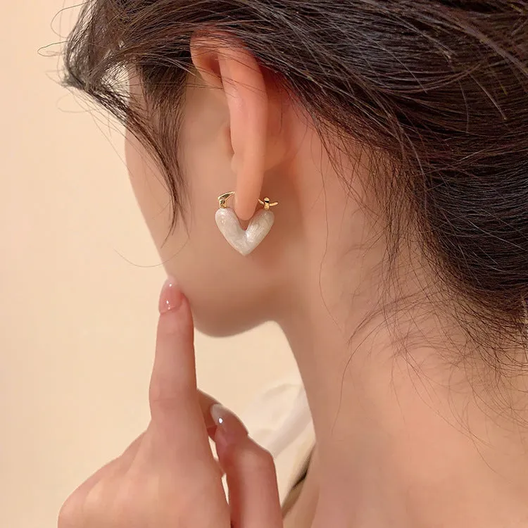 The Resin Heart Earring