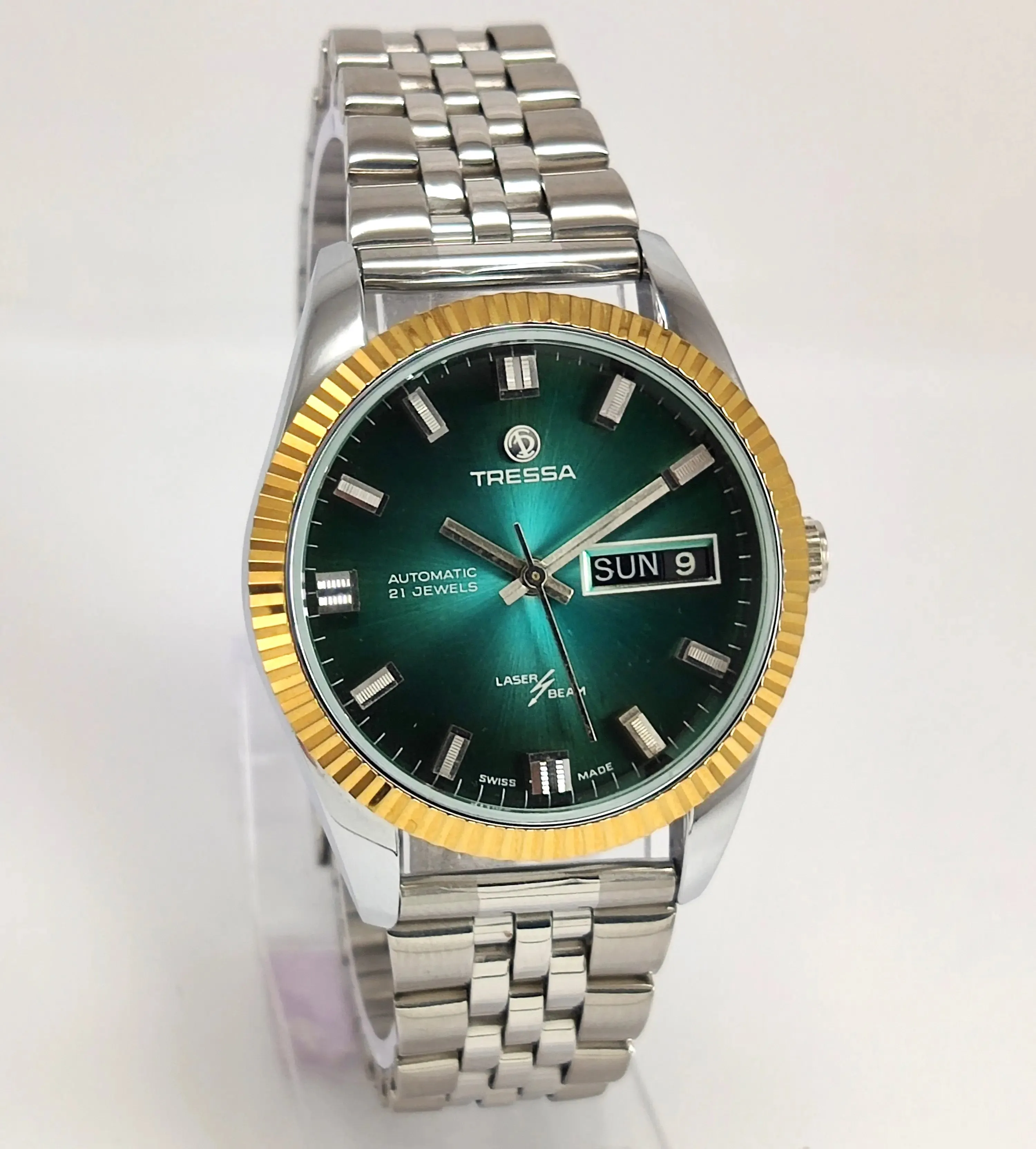 Tressa Automatic 2066 Green Dial Day Date Men's Watch