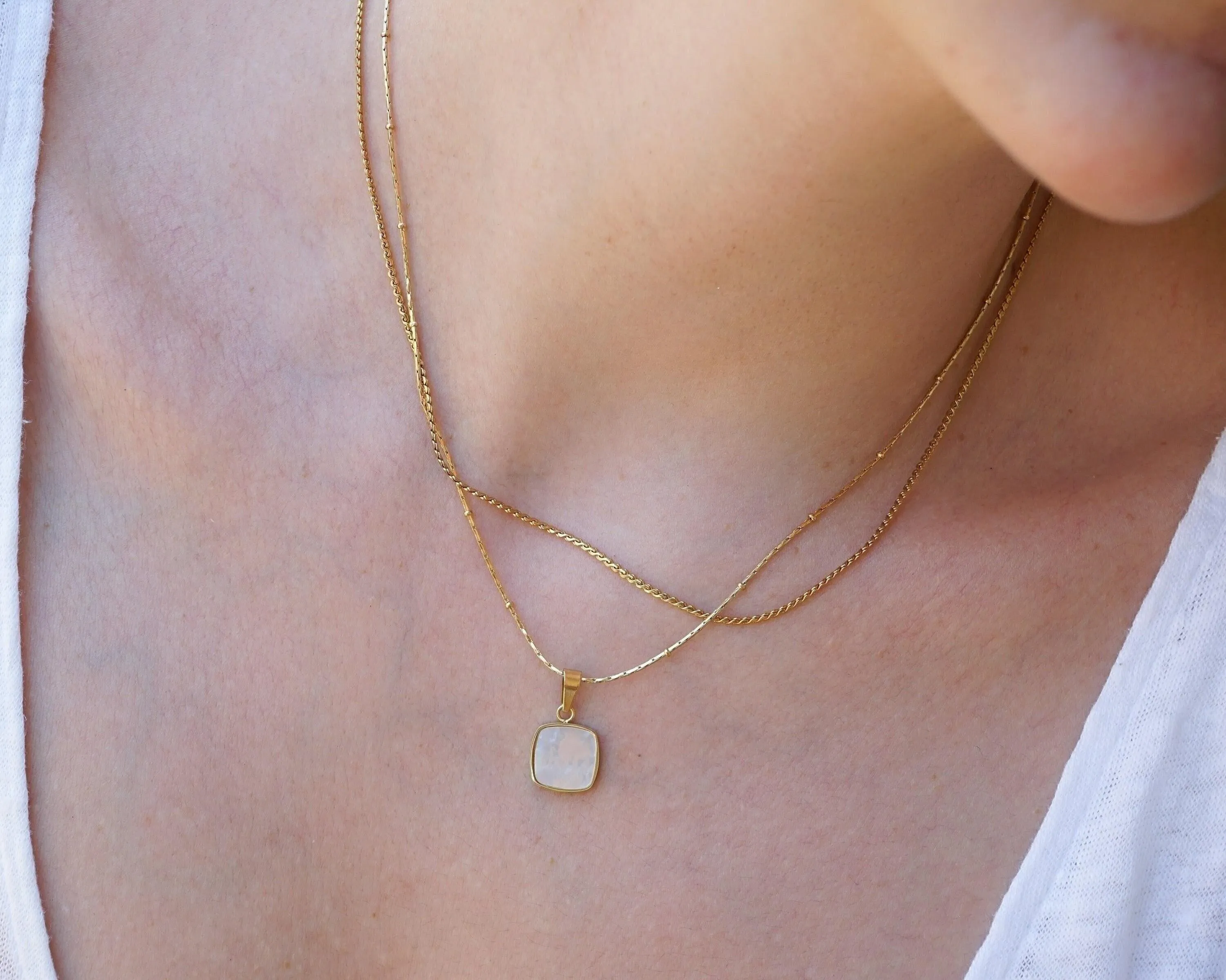 White Shell Geometric Necklace