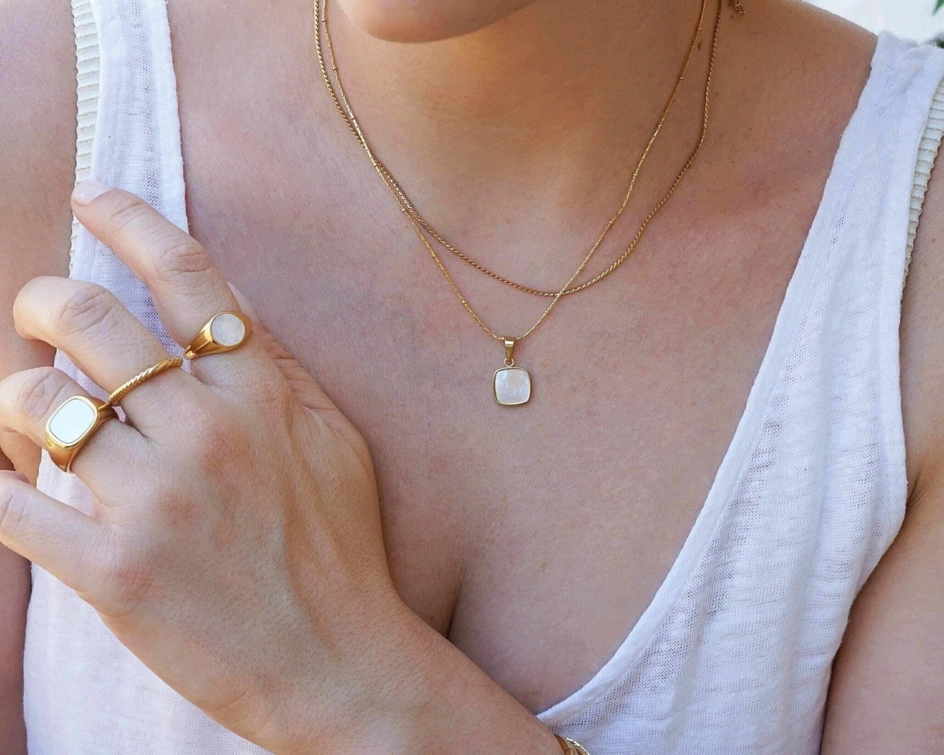 White Shell Geometric Necklace