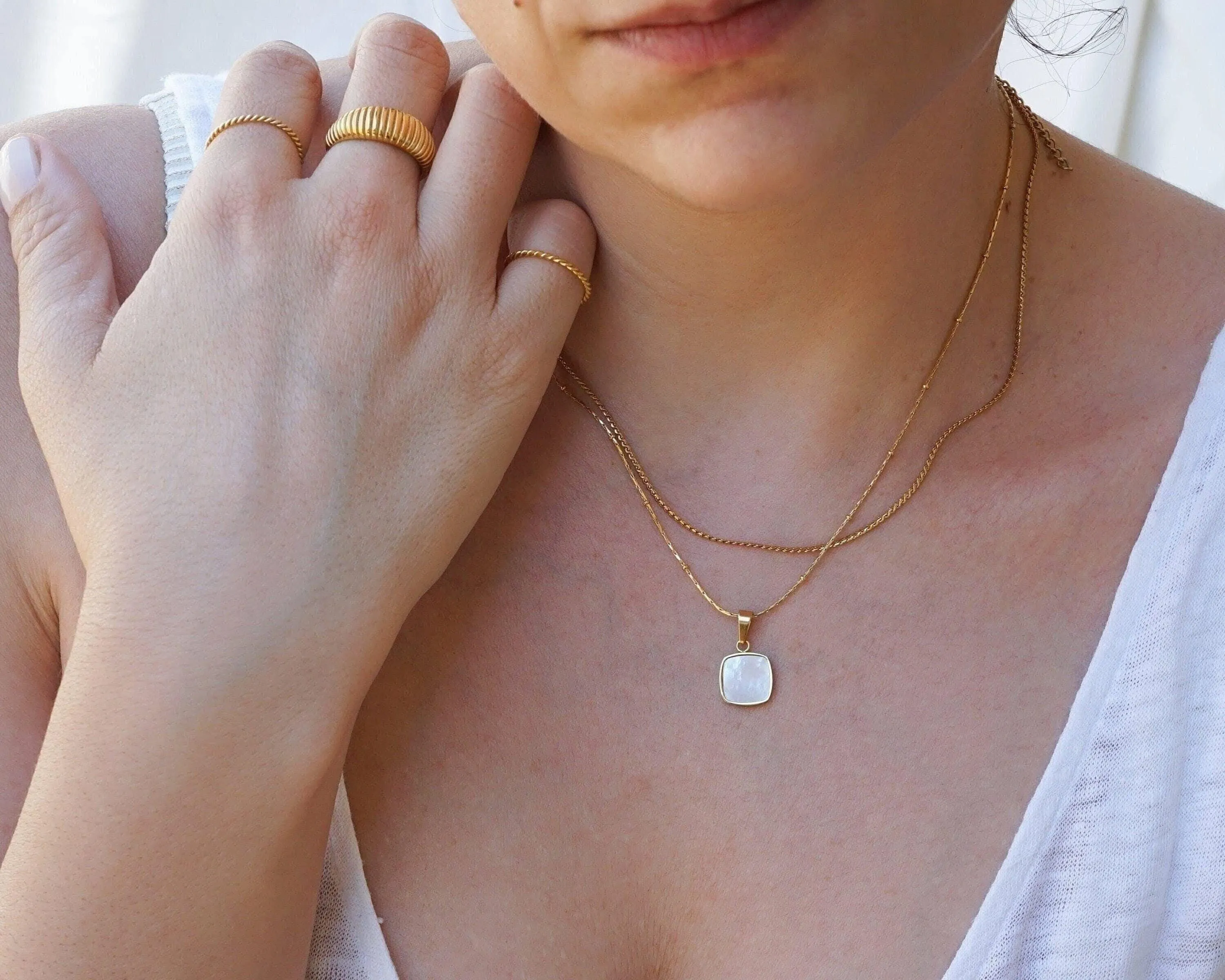 White Shell Geometric Necklace